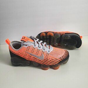 Nike Air VaporMax FlyKnit Sneakers